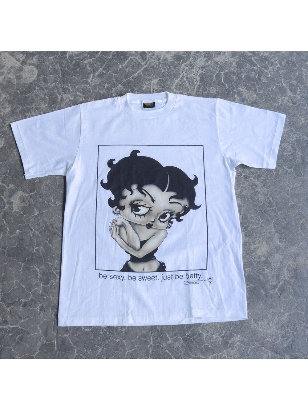 Vintage 1990s Betty Boop Calvin Just Be Betty White Tee RARE
